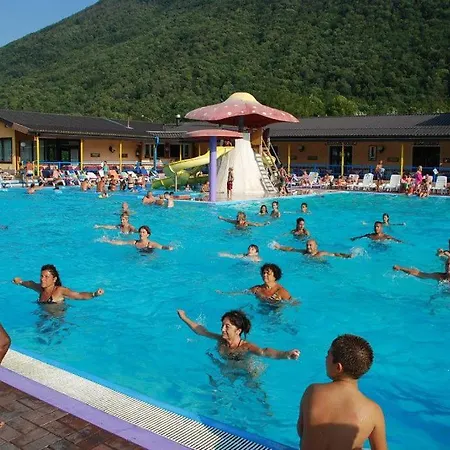 Chalet Lago Lugano Lodge